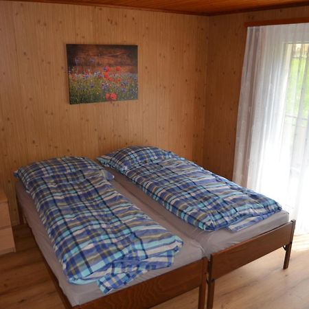 Grosse, Schoene Wohnung Im Gruenen Бриг Екстер'єр фото