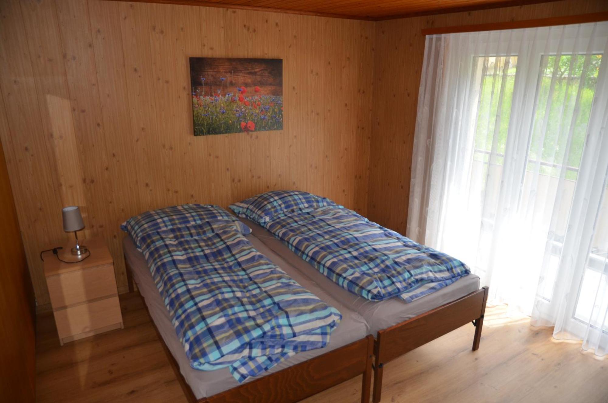 Grosse, Schoene Wohnung Im Gruenen Бриг Екстер'єр фото